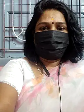 Show modela Apsaras_Sunandha na web-kameri