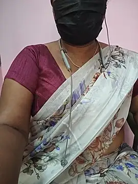 Tamil_Neela live XXX chat