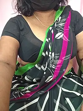 Tamil_Neela 现场XXX聊天