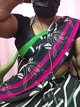 Tamil_Neela Live XXX-Chat