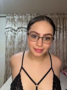 دردشة Tayler_Kim الجنسية المباشرة