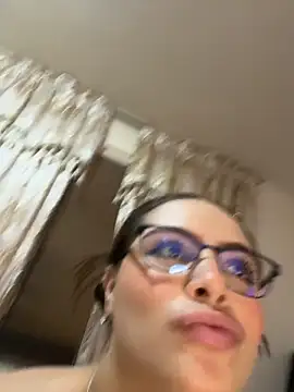 Tayler_Kim's Live XXX Chat