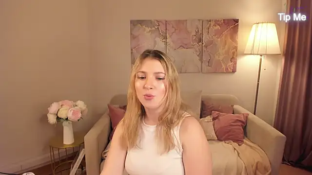 MilinaMorris' Live Chat Room