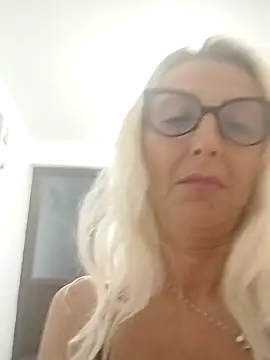 _sexyBLONDE46_ Webcam show
