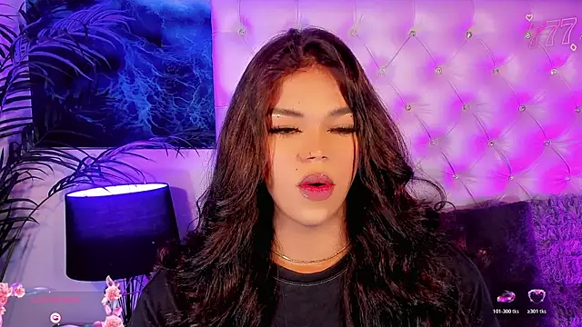 Keira_Fox31's Live XXX Chat