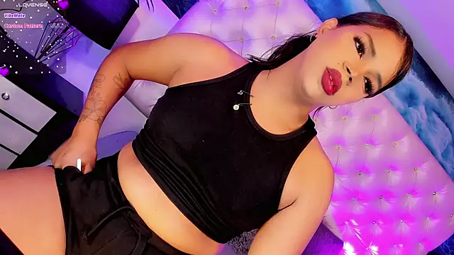 Keira_Fox31n Webbikameraesitys