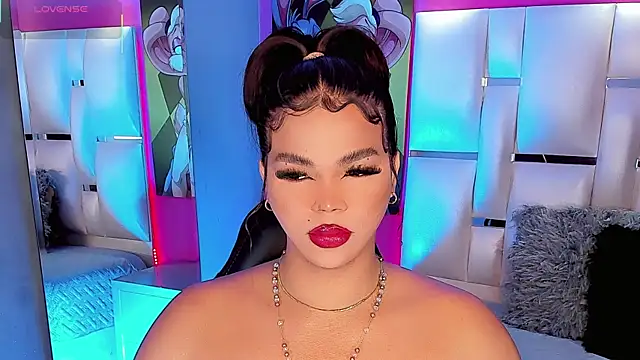 Show modela Keira_Fox31 na web-kameri