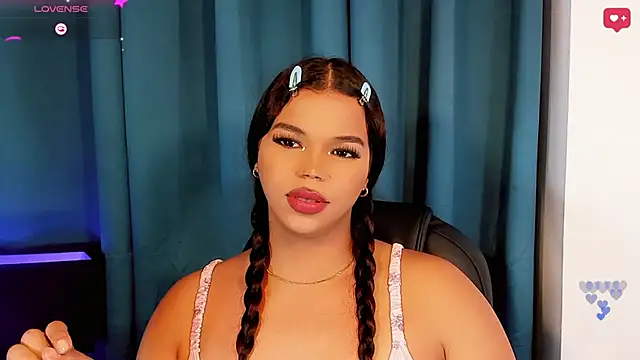 Keira_Fox31 网络视讯表演