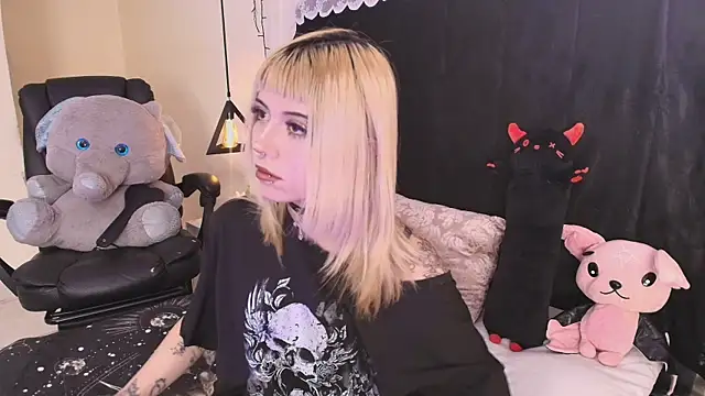 IvyBelle_'s Live XXX Chat