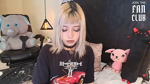 IvyBelle_'s Live XXX Chat