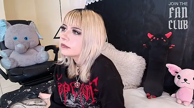 IvyBelle_'s Live XXX Chat