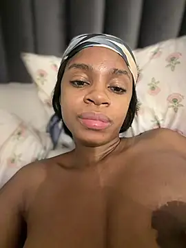 Chat XXX en directo de CharlottX