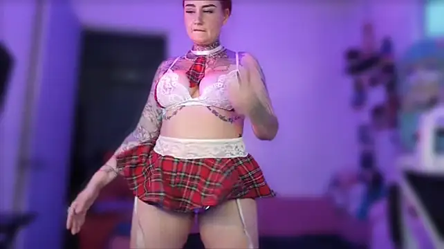 blazed_vixen Show in webcam