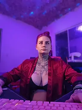 blazed_vixen's Webcam Show