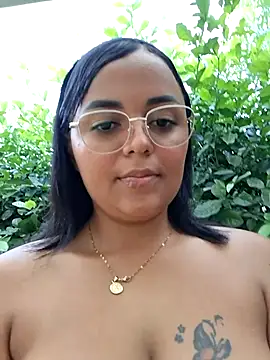 Naugthy-Mey Adlı Modelin Web Kamerası Şovu