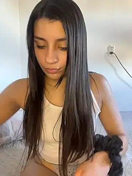 Show de Mundowanda777 na webcam