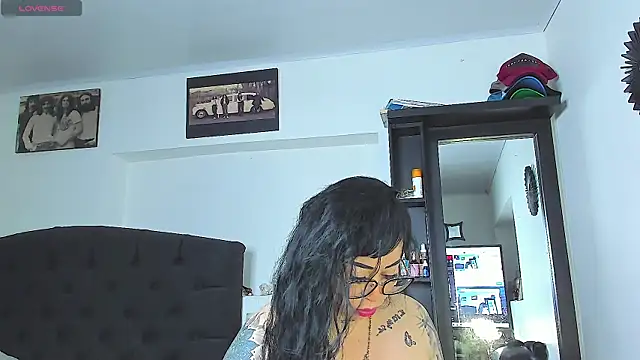 Vicky_hotmilf Live XXX-Chat