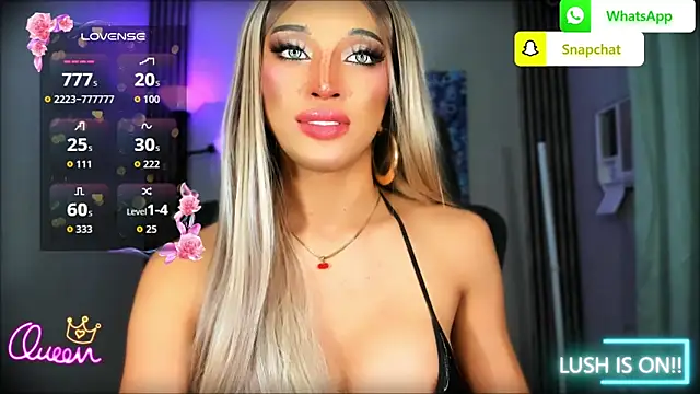 UrDominantBella Show in webcam