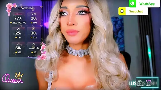 UrDominantBella Show in webcam