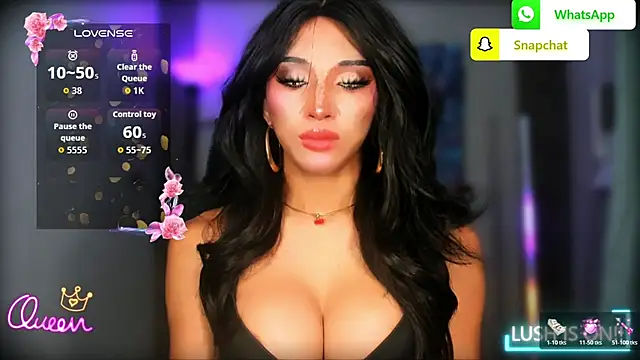 UrDominantBella Show in webcam