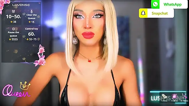 UrDominantBella Show in webcam