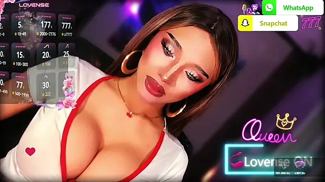 UrDominantBella webcam show