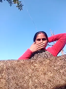 Pokazy przed kamerką – Hot_rachnasexy