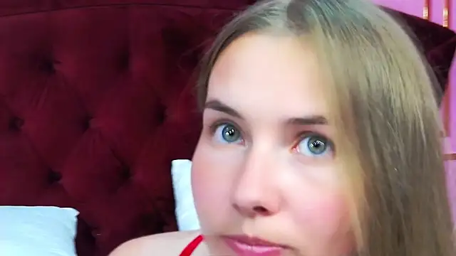 Chat +18 de JessieJuss ao vivo