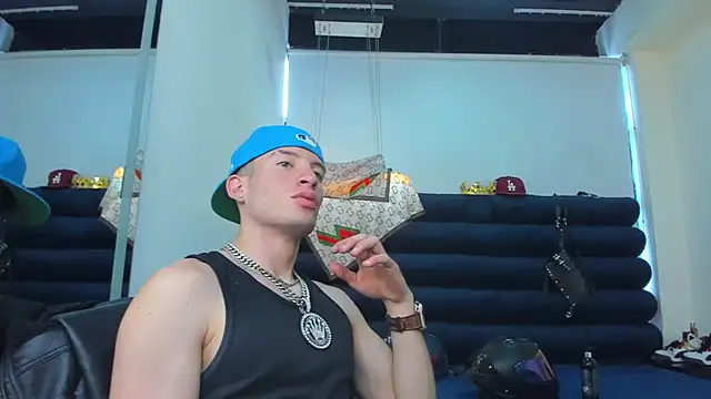HunterHeat_ 网络视讯表演