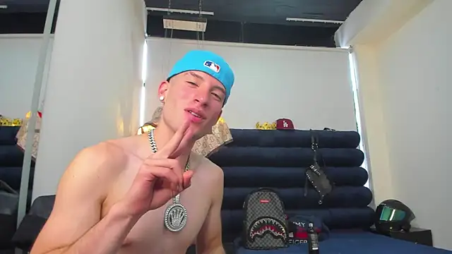 Show de HunterHeat_ na webcam