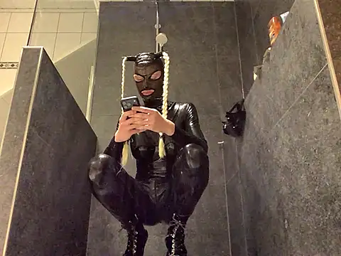latexluisa's Webcam Show