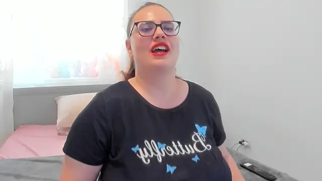 Chat +18 de amiravyxen ao vivo