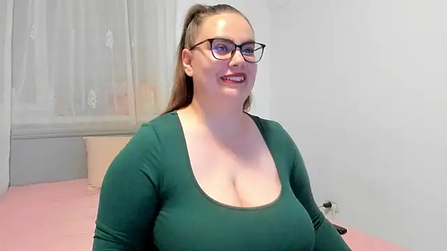 amiravyxen Adlı Modelin Canlı XXX Sohbeti