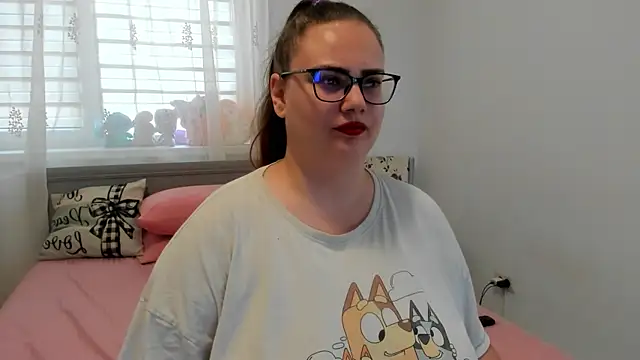 amiravyxen Adlı Modelin Canlı XXX Sohbeti