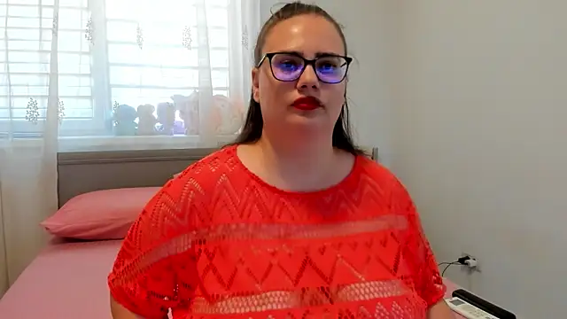Chat +18 de amiravyxen ao vivo