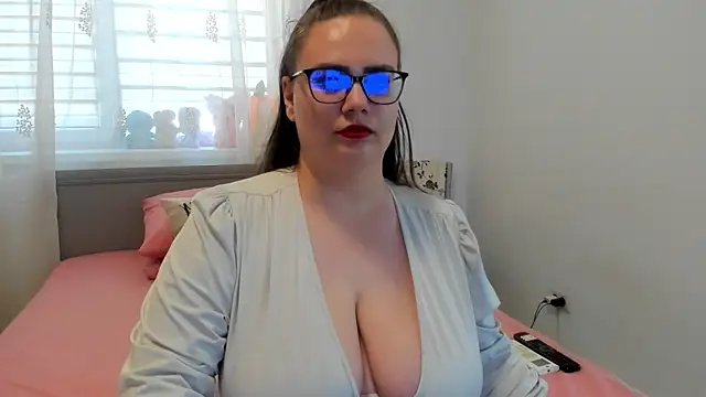 amiravyxen's Webcam Show