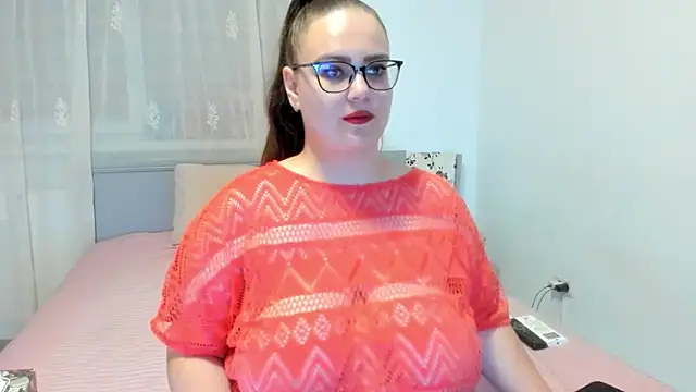 amiravyxen Adlı Modelin Canlı XXX Sohbeti