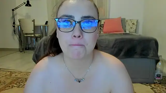 amiravyxen XXX чат на живо
