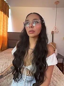 AuroraNoir_ Live XXX-Chat