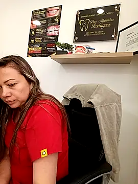 Show webcam de _Dentist-Madisson_04
