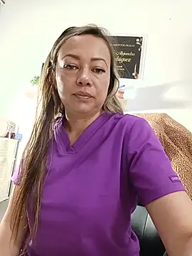 Pertunjukan Kamera Web _Dentist-Madisson_04
