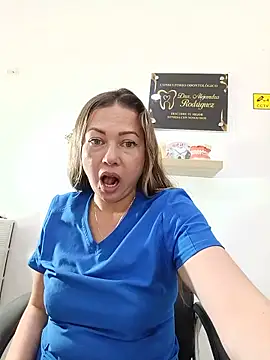 _Dentist-Madisson_04's Live XXX Chat