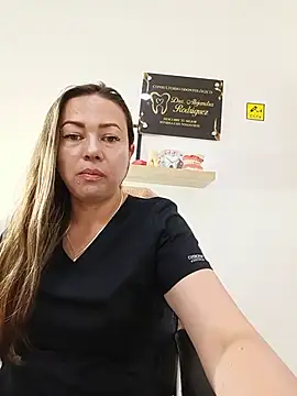 Show modela _Dentist-Madisson_04 na web-kameri