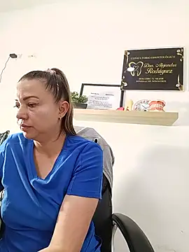 Pokazy przed kamerką – _Dentist-Madisson_04