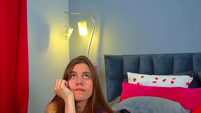 ArianaAllens 即時 XXX 聊天