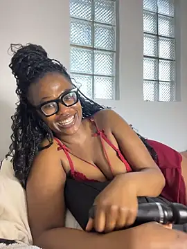 Moonzy777 Chat XXX in diretta