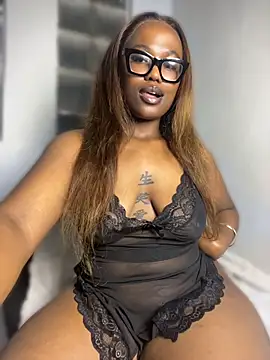 Moonzy777's Webcam Show