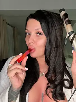 XXX chat uživo modela KylieKroftt