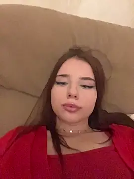 Immy_Megan Adlı Modelin Canlı XXX Sohbeti