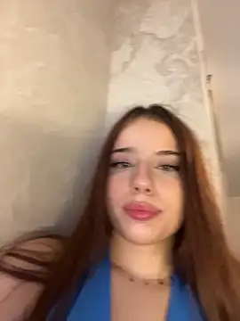 Immy_Megan Adlı Modelin Canlı XXX Sohbeti
